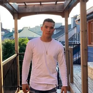 Meet your Posher, Samuel